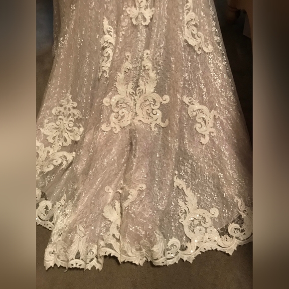 Brand new Maggie Sattero Wedding Dress - Picture 6 of 6